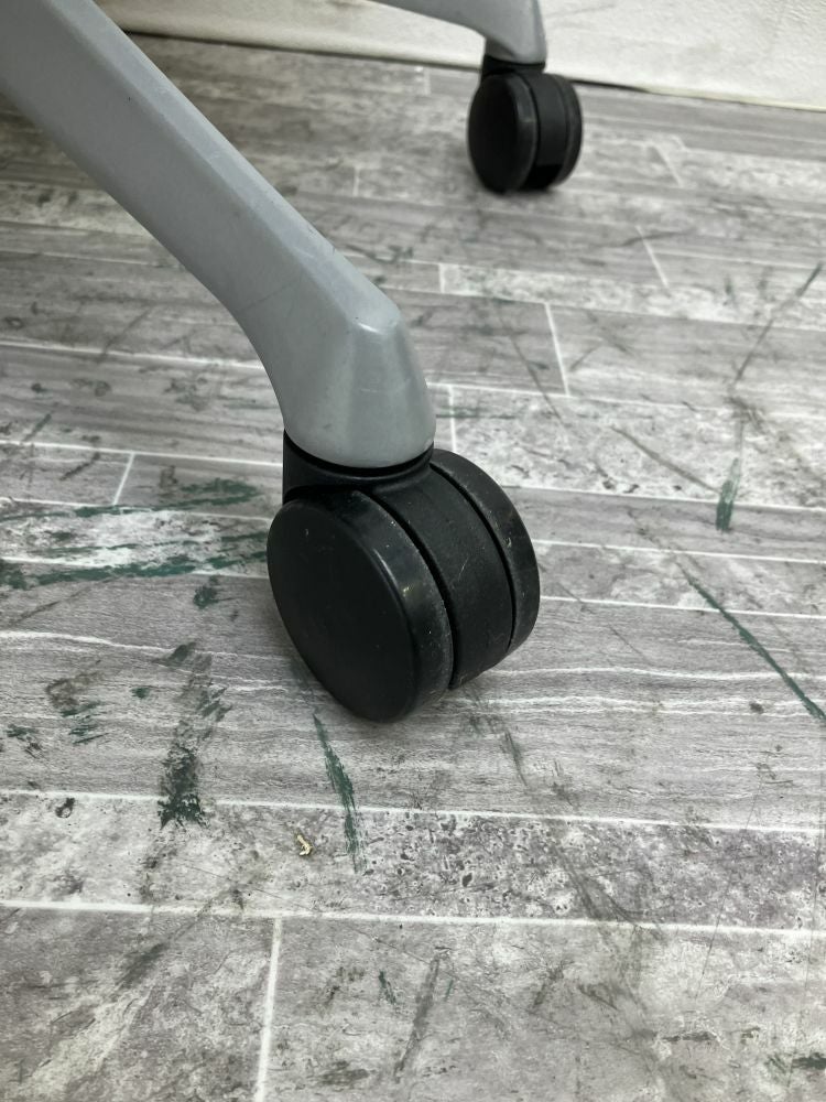 オカムラBaron(バロン)チェア 可動肘付バロンチェア 商品画像7